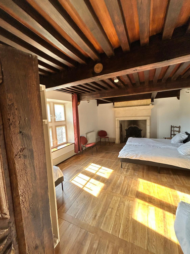 Bedroom 4, Chateau du Poet-Celard, Drôme