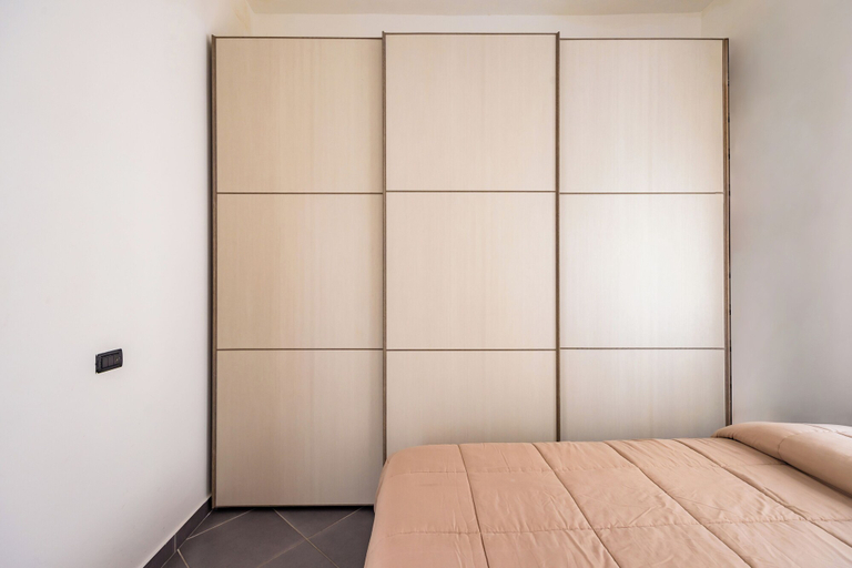 Room 4, Revolutionary Apartment Near Duomo Station, Napoli