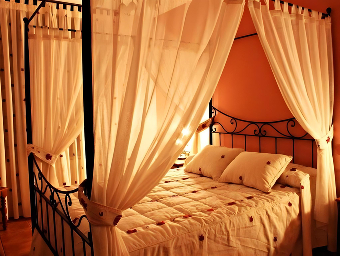 Bedroom 3, Tirontillana, Segovia