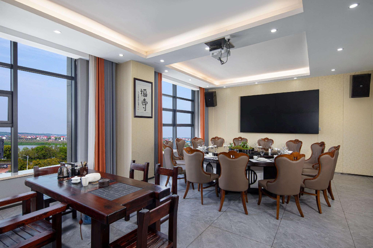 Food & Drinks, Microtel by Wyndham Miluo Downtown Hotel, Yueyang