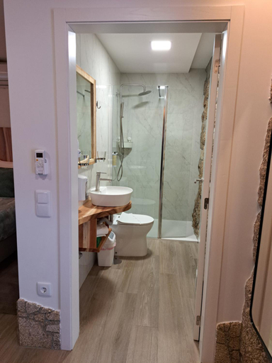 Bathroom 3, Agrafonte, Paços de Ferreira