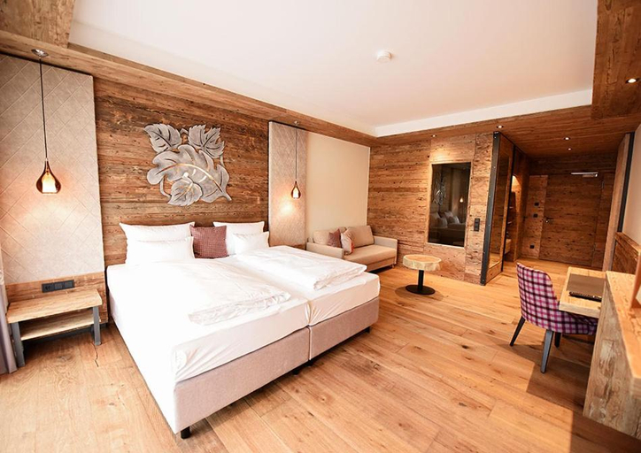 2, Spessart Lodge, Aschaffenburg