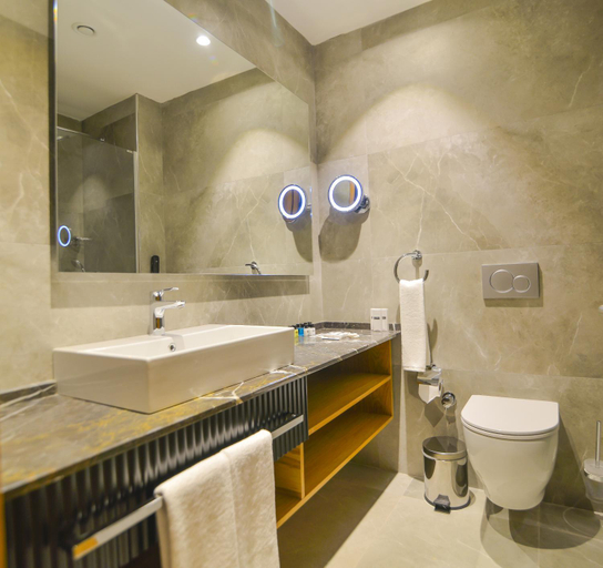 Bathroom 5, QUA COMFORT HOTEL, Bağcılar