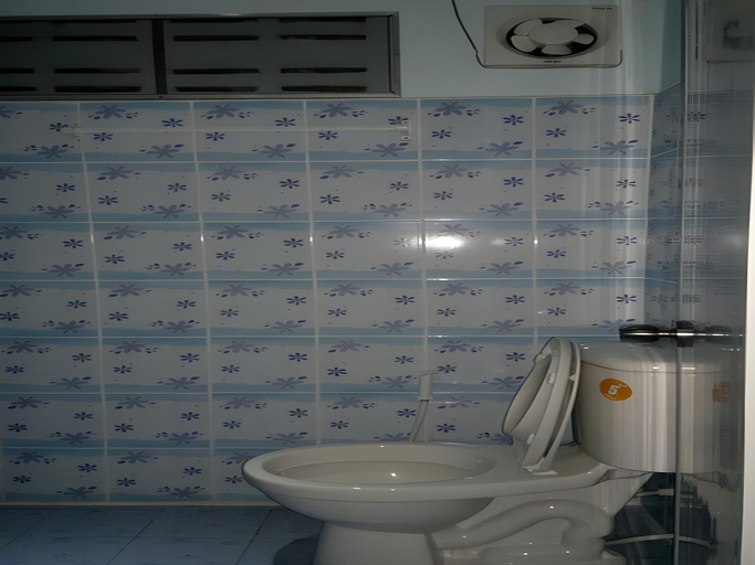 Bathroom 3, Wattana Hill Resort , Sattahip