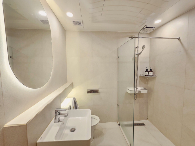 Bathroom 3, Pam Beach, Tongyeong