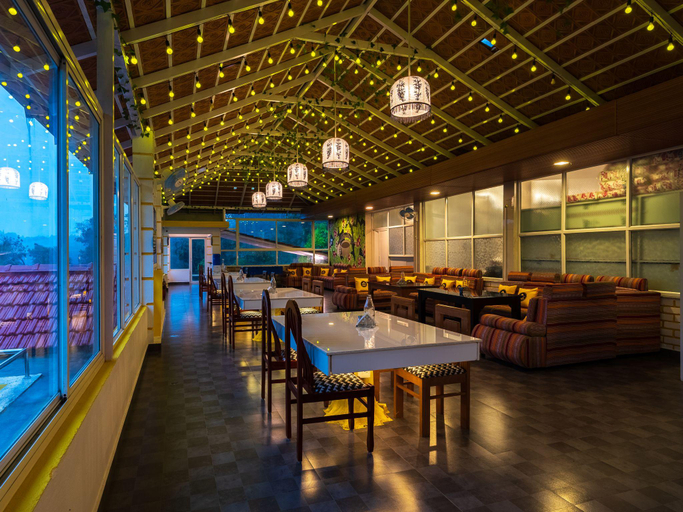 Food & Drinks 4, The Hosteller Coorg Madikeri, Kodagu