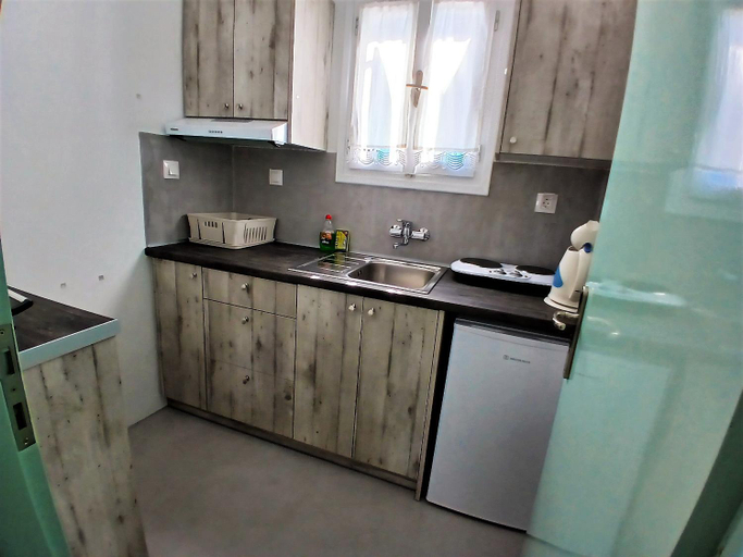 Others 5, Fragos Apartments, South Aegean