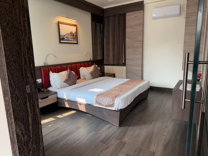 Bedroom 2, Coco Cabana, Varanasi