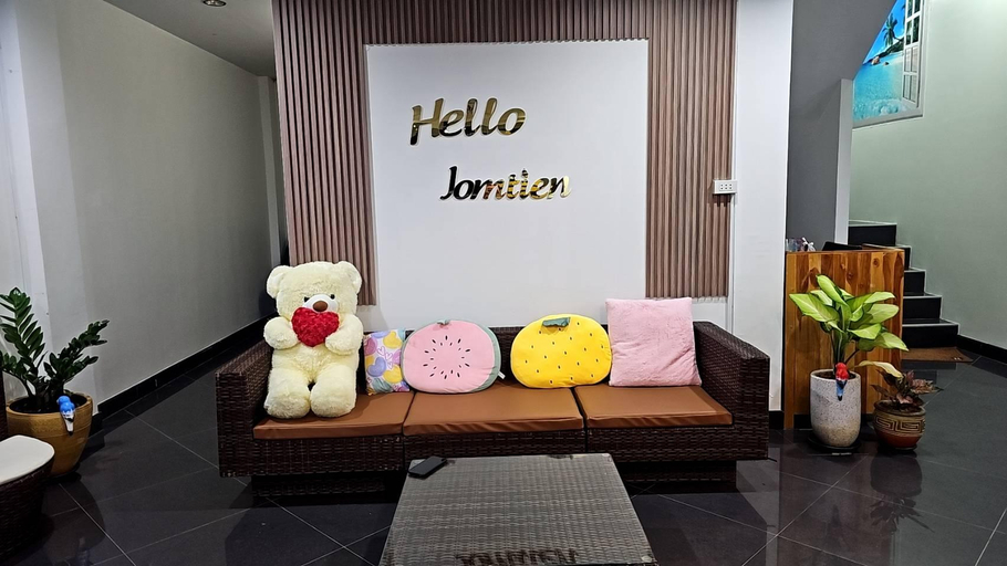 5, Hello Jomtien, Pattaya