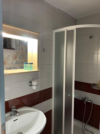 Bathroom 3, Koukouri Suites, Peloponnese