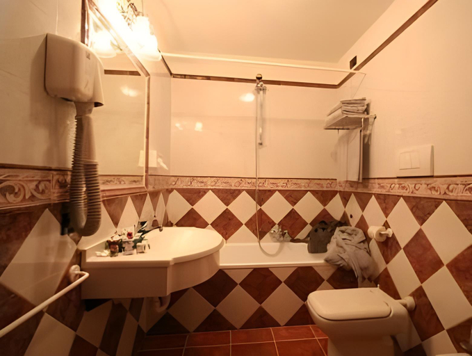 Bathroom 5, Hotel Relais Des Glaciers - Adults Only, Aosta