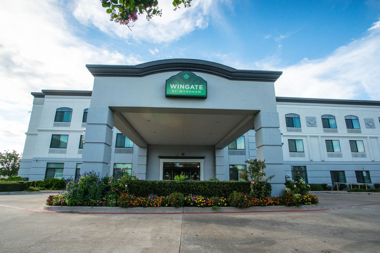 Exterior & Views 2, Wingate by Wyndham Dallas Love Field, Dallas