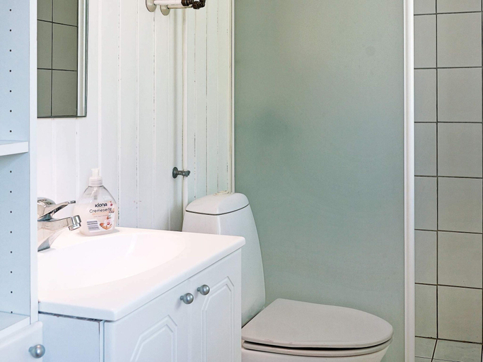 Bathroom, 6 Person Holiday Home in Aakirkeby, Bornholm