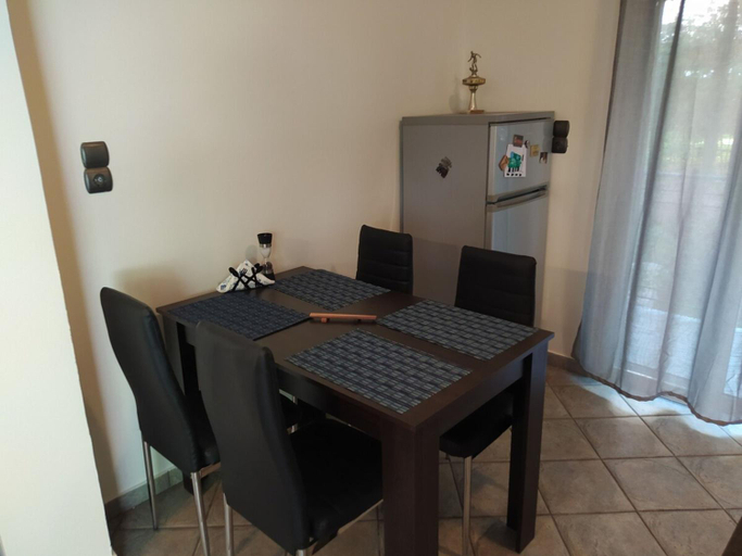 Others 5, Marousi Comfy Apartment with balcony, Attica