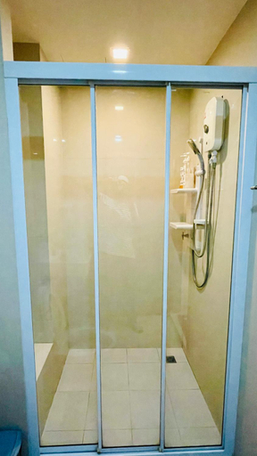 Bathroom 5, The base central Pattaya, Pattaya