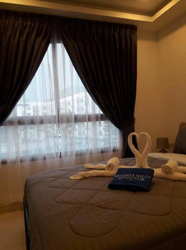 Bedroom 2, Arcadia Beach Resort, Pattaya
