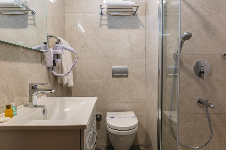Bathroom 2, Obelisk Hotel&Suites, Fatih