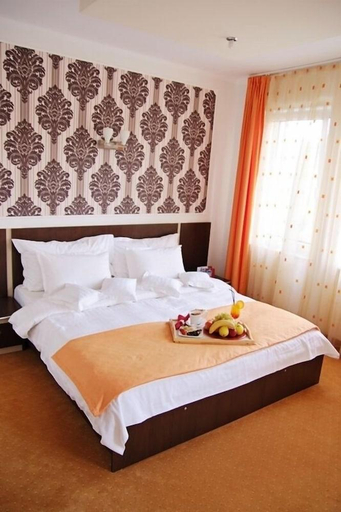 Bedroom 2, Silver Hotel, Oradea