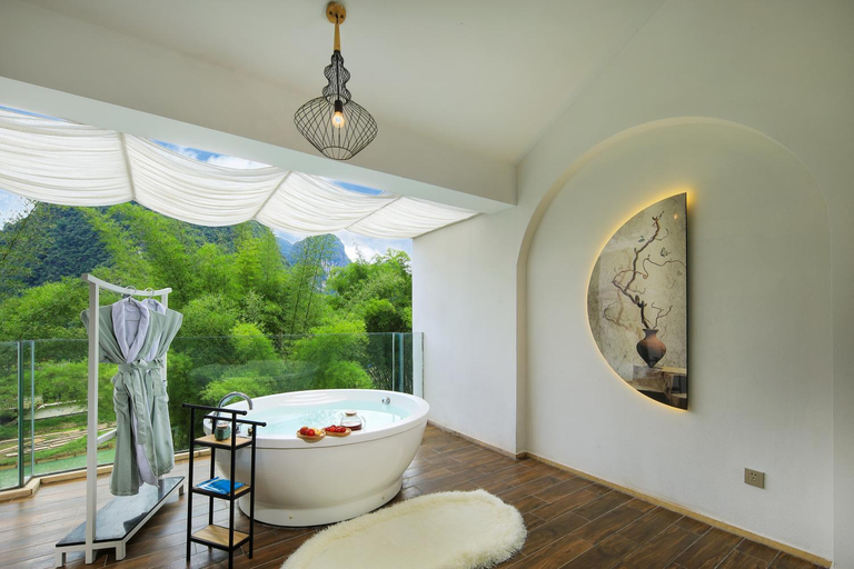 Bathroom 4, 桂林阳朔诗与远方Shiyuyuanfang Riverside Hotel Yangshuo Ten-Mile Gallery Yulong River, Guilin