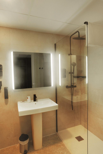 Bathroom 2, STAR BAY Hotel, Tarragona