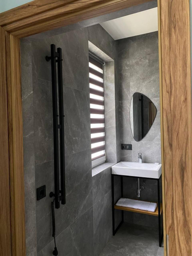 Bathroom 3, AINO Hotel, Mizhhirs'kyi