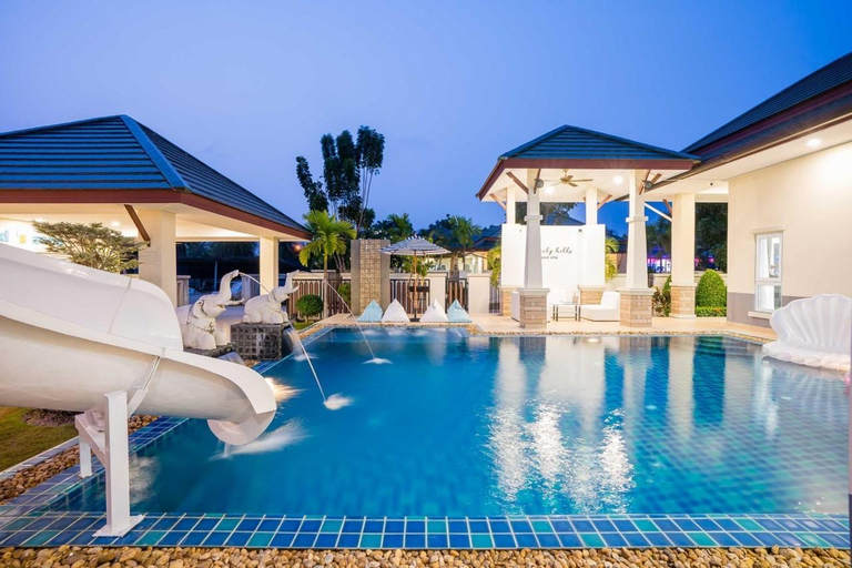 1, Beverly Hills Pool Villa, Pattaya