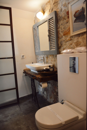 Bathroom 5, 8 Design Urla, Urla