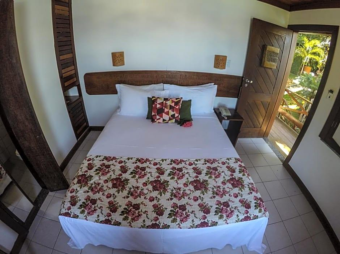 Bedroom 3, Hotel Portalo, Cairu