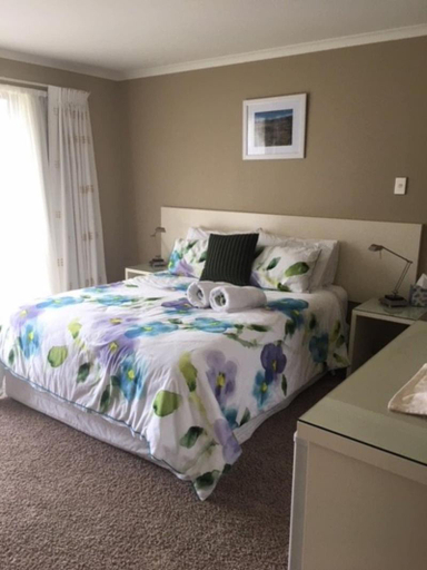 Bedroom 2, BigSky Bed and Breakfast, Waitaki