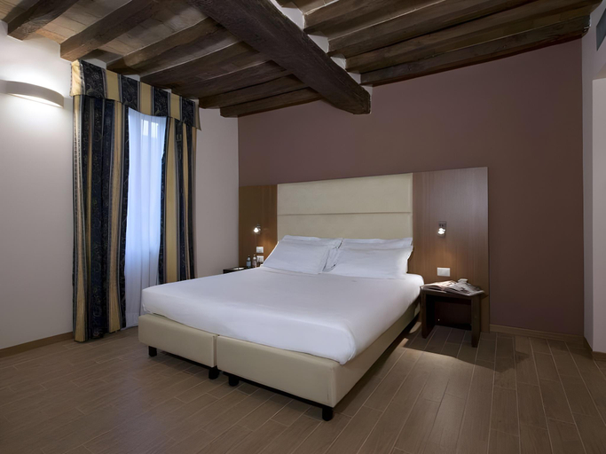 Bedroom 2, Hotel Villa Ducale Parma, Parma