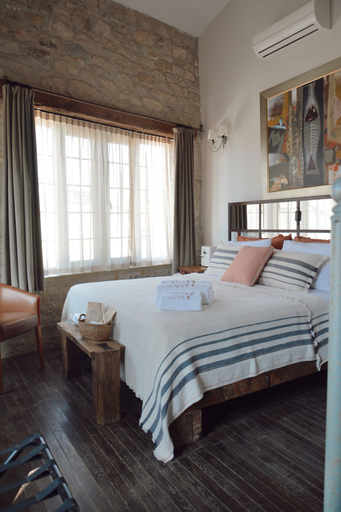 Bedroom 3, 8 Design Urla, Urla