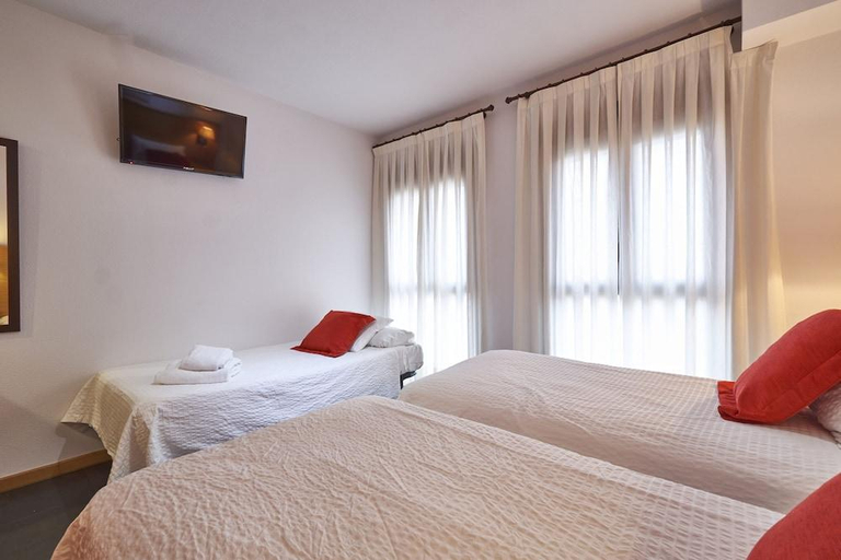 Bedroom 2, Hotel Real de Illescas, Toledo