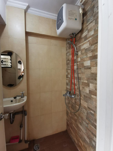 Bathroom 3, ARSAKHA 001 Apartemen Cibubur Village By Nara Pro, Jakarta Timur