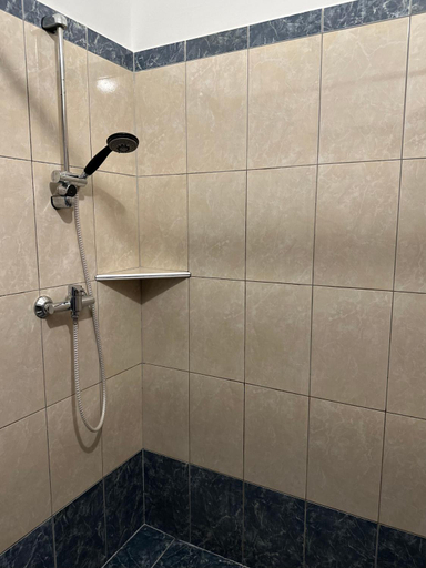 Bathroom 4, Hotel Haga, Częstochowa City