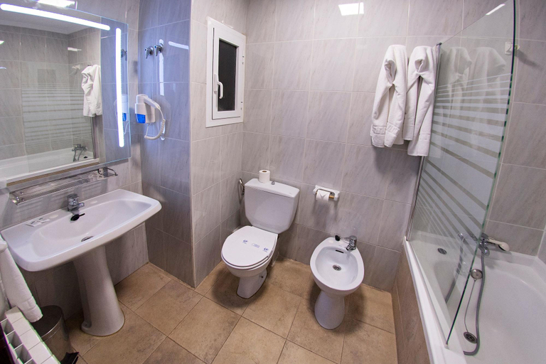 Bathroom 4, La Carreta, Valencia