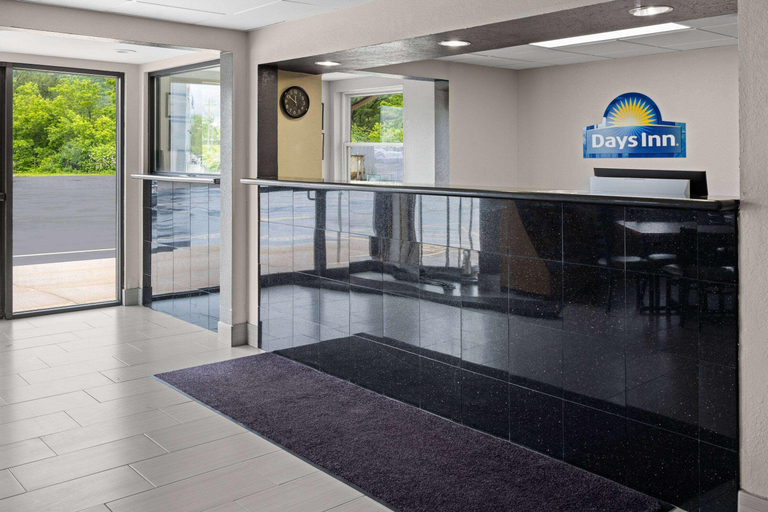 Public Area 3, Days Inn by Wyndham Hornell NY, Steuben