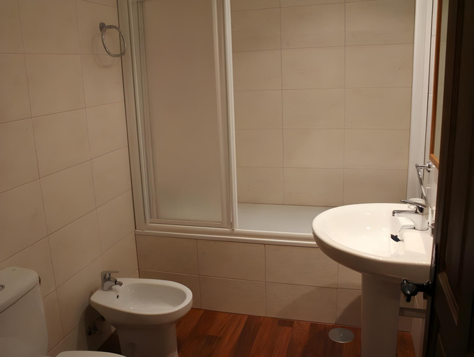 Bathroom, Hotel Rural Rio Viejo, León