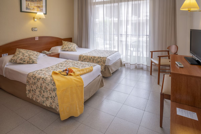 Bedroom 3, GHT Costa Brava & Spa, Girona