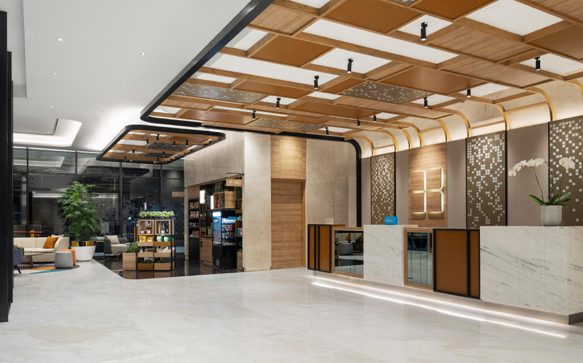Public Area 4, Hilton Garden Inn Jakarta Taman Palem, West Jakarta