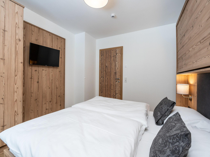 Bedroom 2, Chalet in Saalbach near Ski Lift, Zell am See