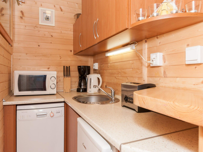 Private kitchen, Holiday Homes Near the Seaside Beach, Pobierowo, Kamień