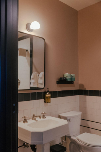 Bathroom 3, KEX Hotel, Multnomah