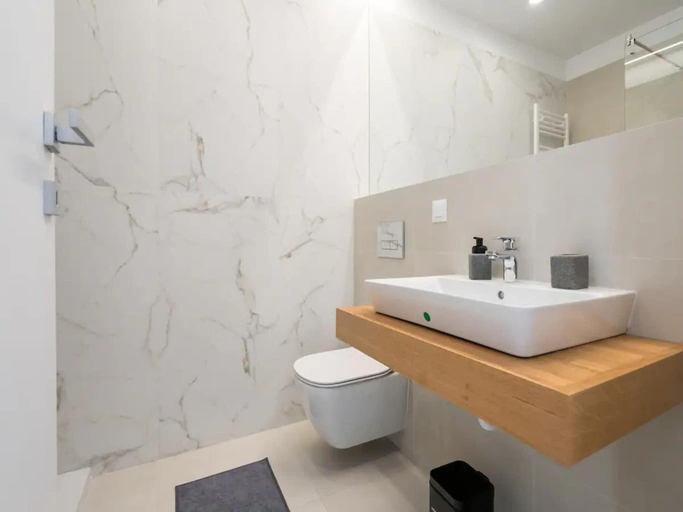 Bathroom 3, holiday home near Mumbles Pier, Swansea
