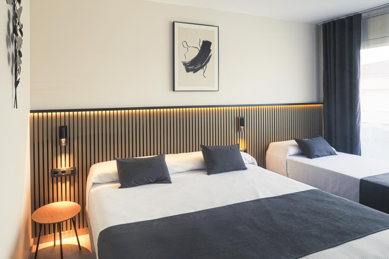 Bedroom 3, STAR BAY Hotel, Tarragona