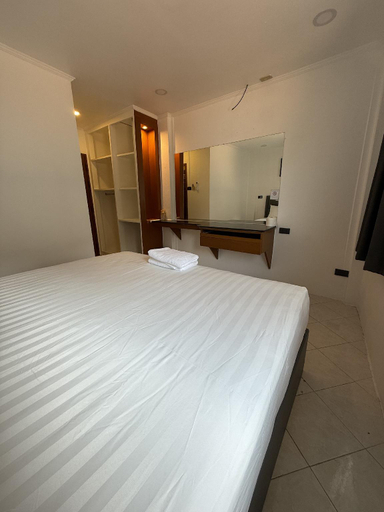 5, Todd Inn, Pattaya