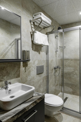 Bathroom 2, madame roza, Beyoğlu