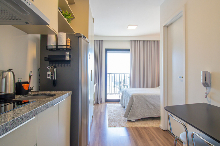 Room 2, Studio Elegante com Varanda e Tima Localiza o, São Paulo
