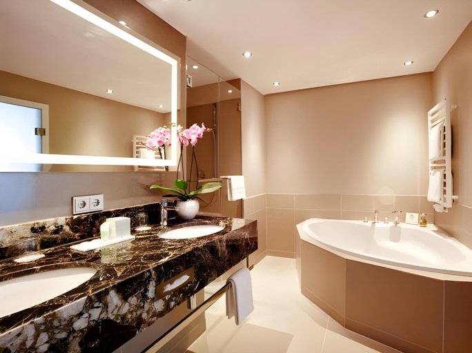Bathroom 4, Hotel Maximilian’s, Augsburg
