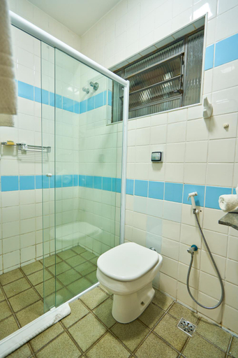 Bathroom 2, SESC POCOS DE CALDAS, Poços de Caldas
