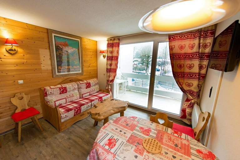 Bedroom 4, Terres de France - Résidence Les Silènes, Isère